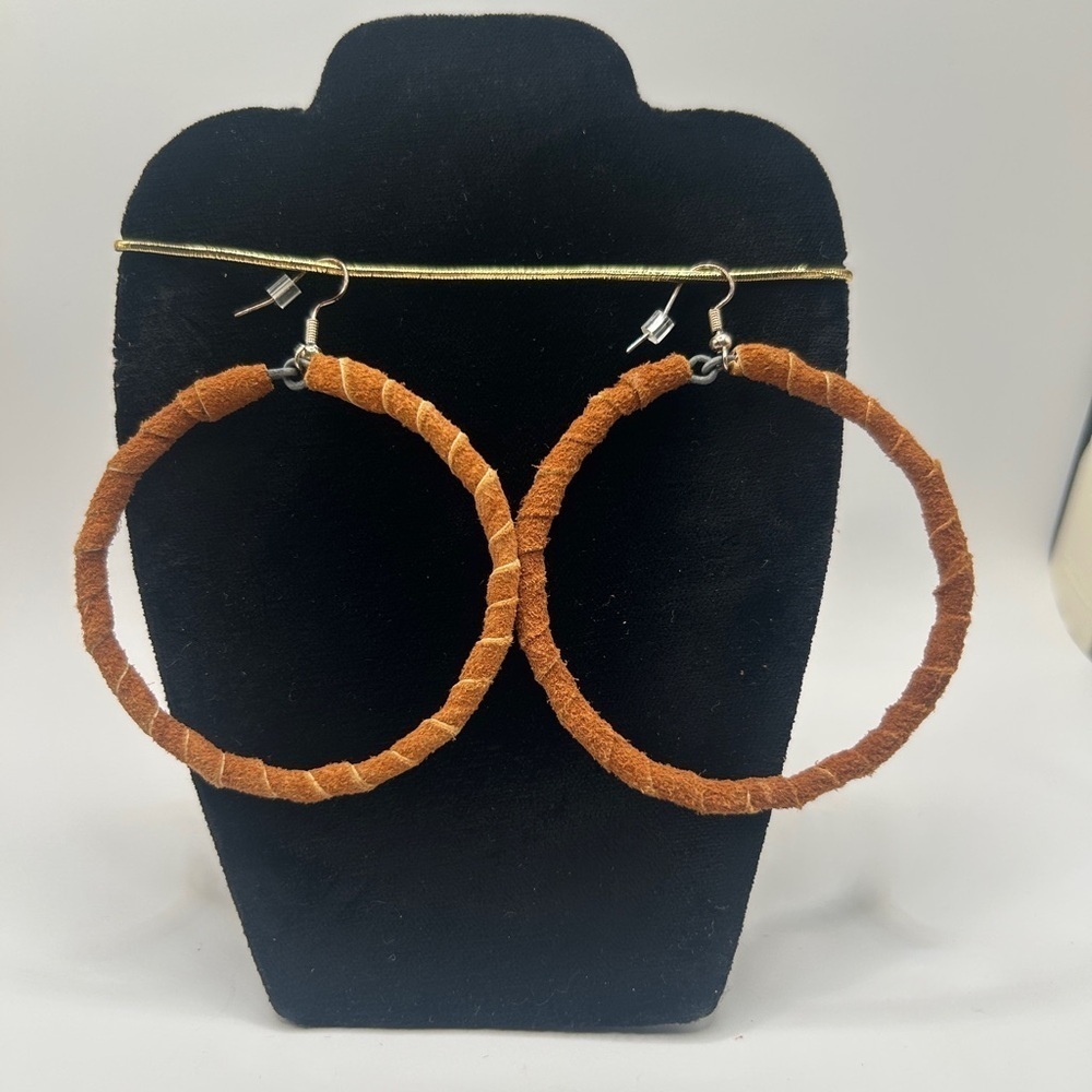 Vintage Boho Leather Brown Wrapped Hoop Earrings Handmade​​​ - Picture 2 of 7